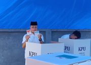 Andi Sumangerukka Laksanakan Hak Pilih di TPS 16, Didampingi Keluarga